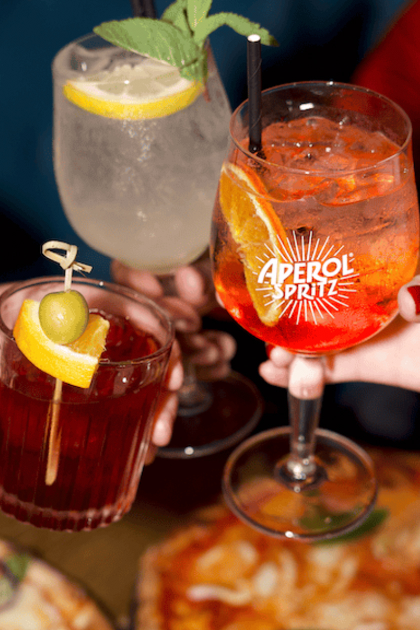 aperol-spritz-bottomless-brunch-sama